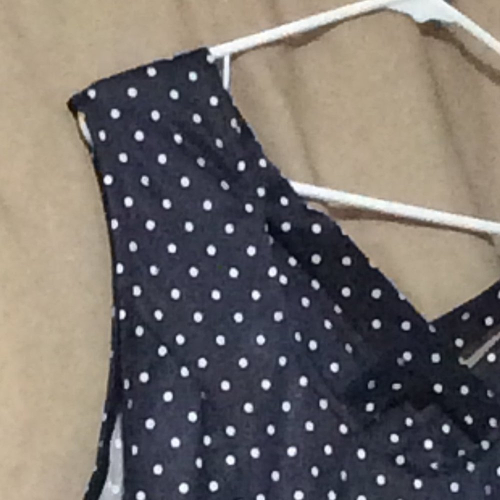 Black with White Polka Dots - Picture 6 of 6